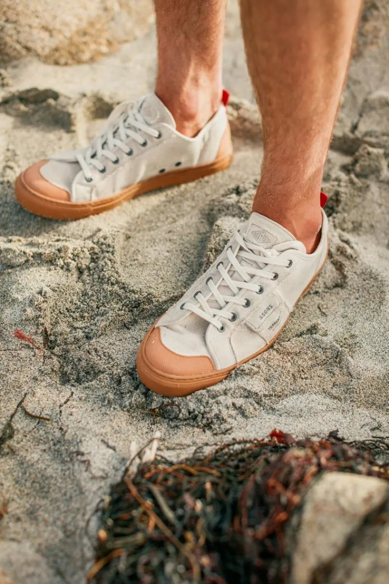 &SONS Baseline Basketball Low Top New